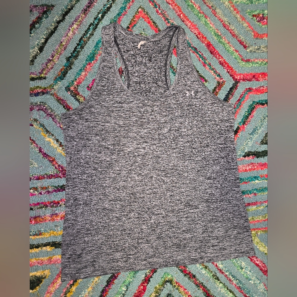 Under Armour Women's Gray And Black Racerback Heatgear Tank Top Size LG‎